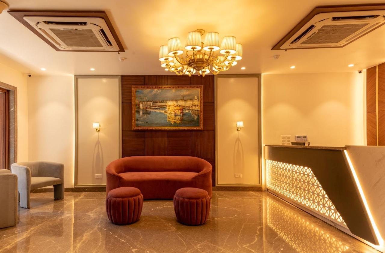 Hotel The Savode - Just 2 Mins From Golden Temple Amritsar Dış mekan fotoğraf